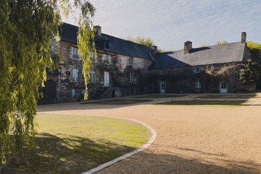 Cour du Manoir de la Fresnaye
